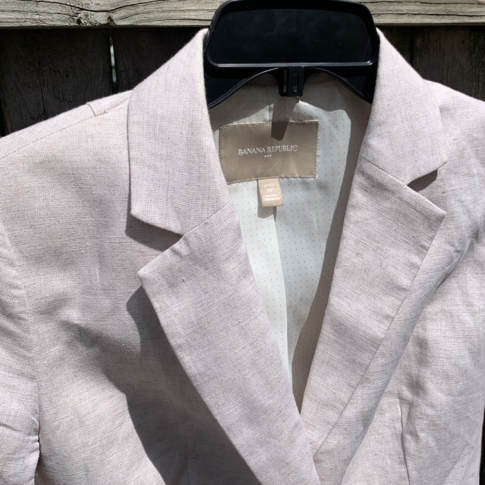 Banana Republic 2P linen blend blazer. EUC!! - Picture 2 of 6